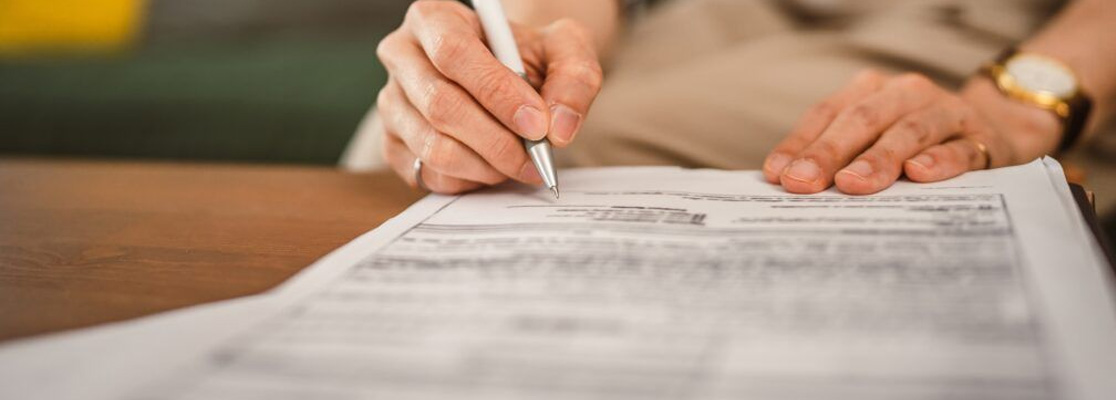 firma de escrituras.jpg